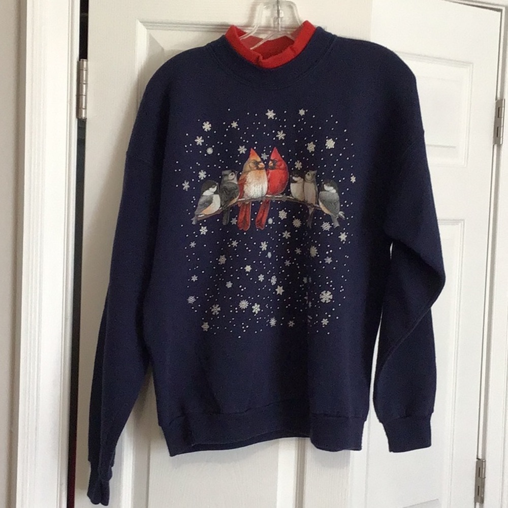 Hanes Activeware Sweatshirt - perfect for the colder days.